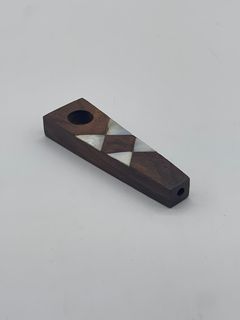 Tubo de madeira pérola