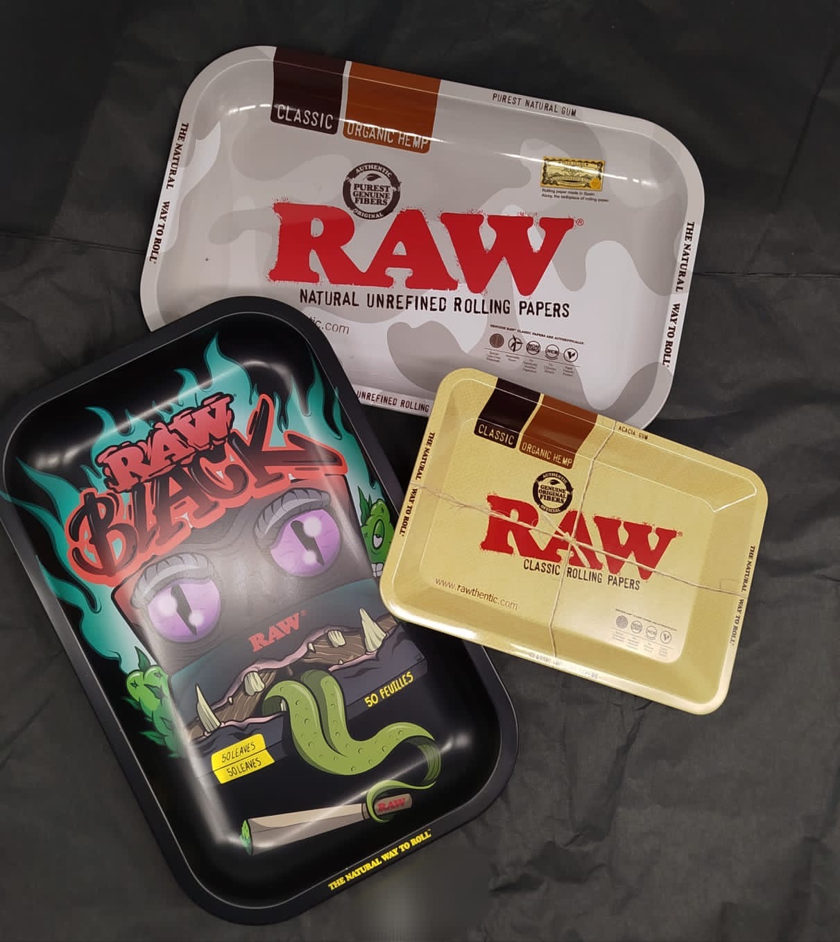 RAW ROLLING TRAYS