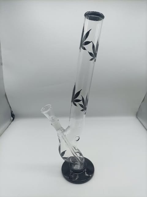 BLACK LEAF Bent Glass Water Pipe