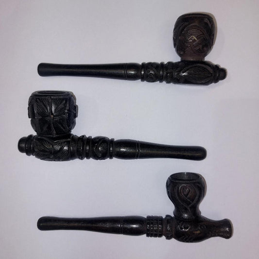 Cachimbo de madeira preto médio