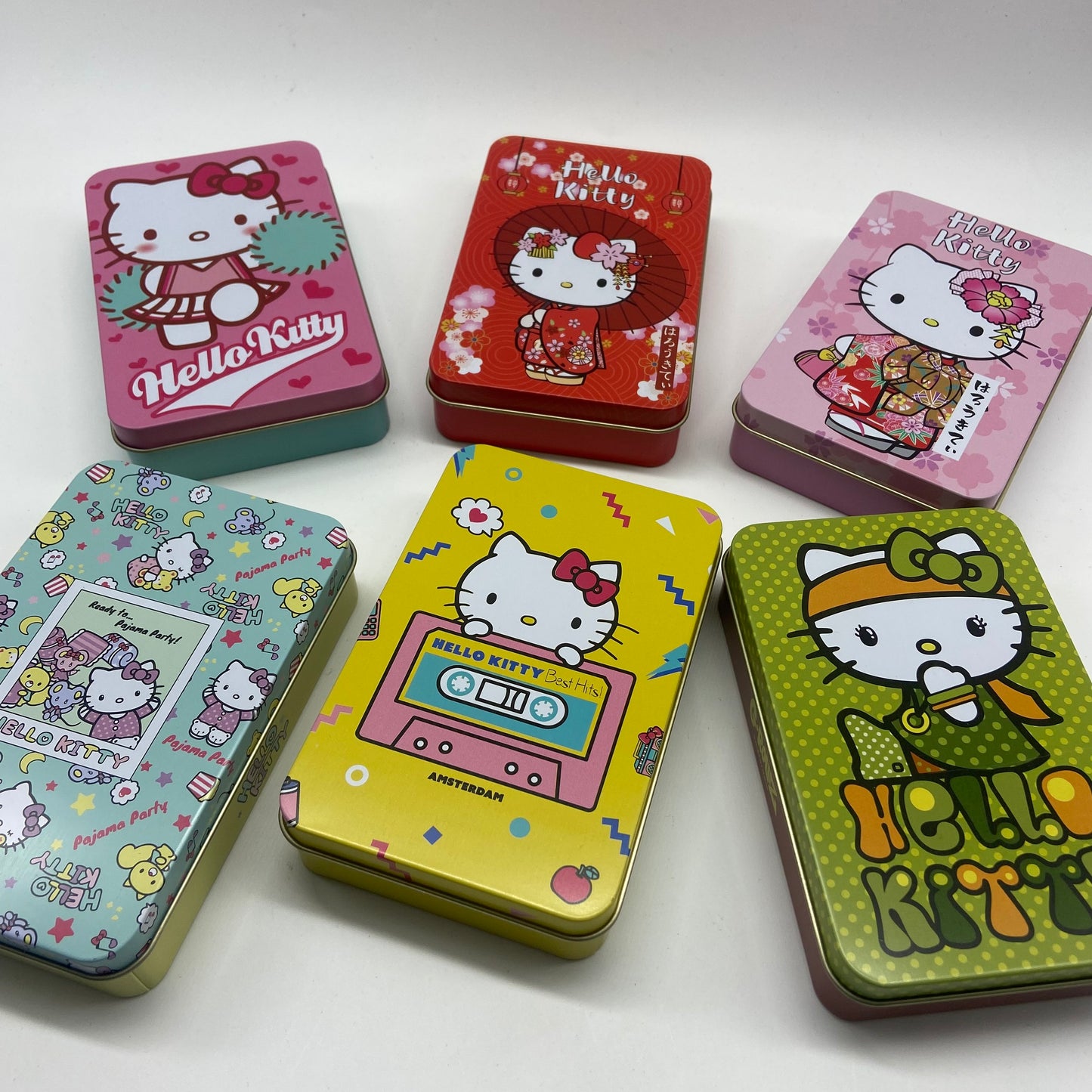 G-rollz Hello Kitty Metal Tin -  Kimono Pink