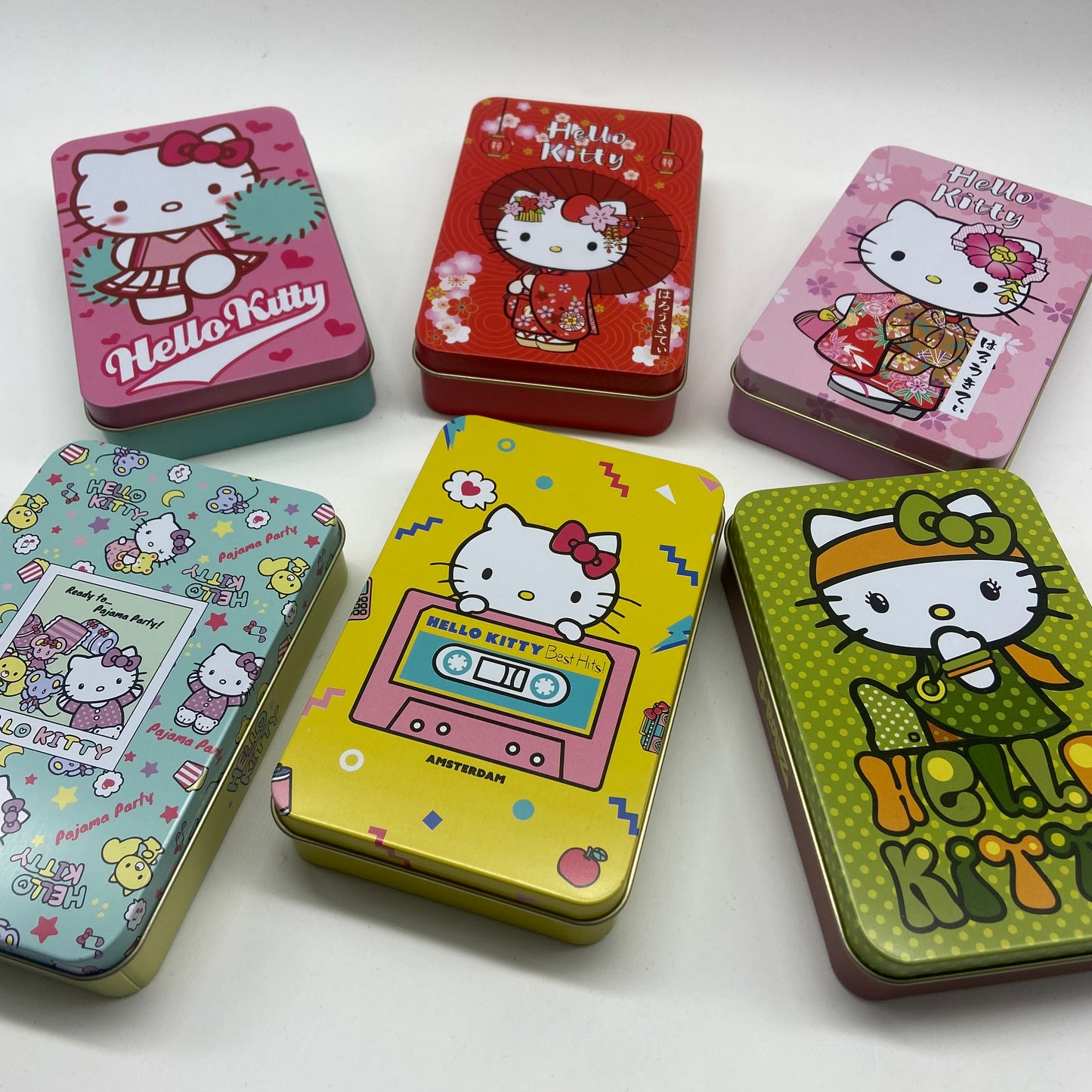 G-rollz Hello Kitty Metal Tin -  Kimono Pink