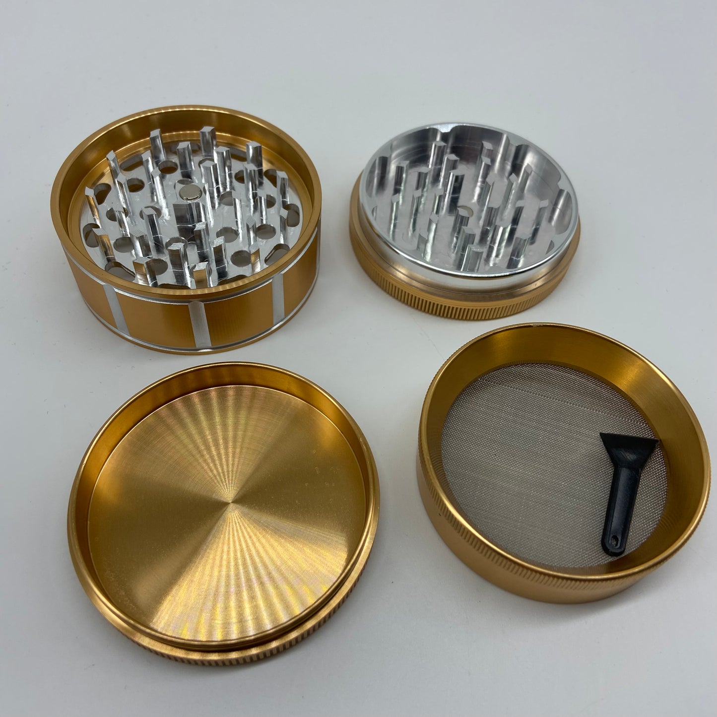 Large Golden 4-Part Grinder - Detachable Sieve