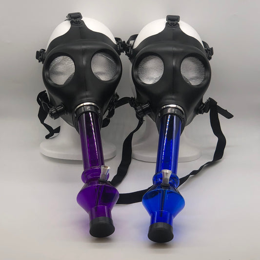 Tubo de água com máscara de gás