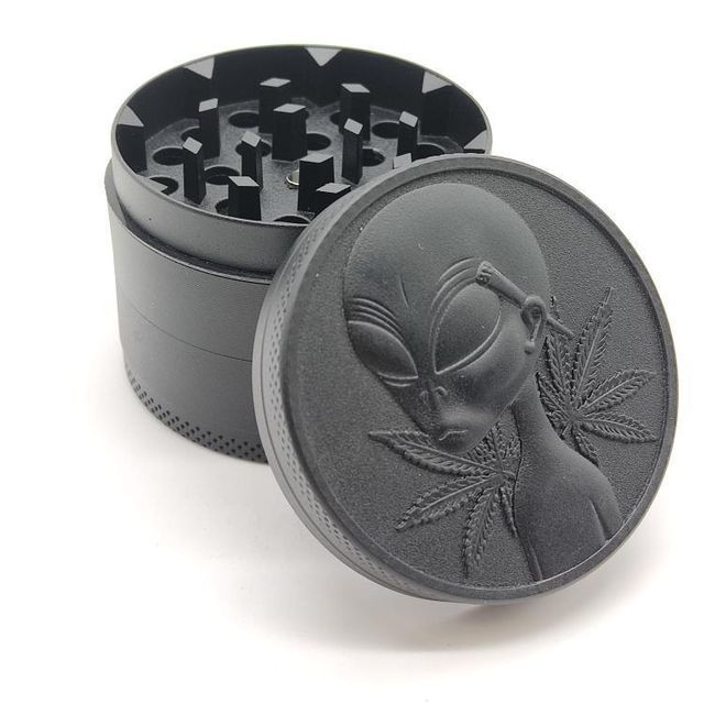 'Alien & Shrooms' Matte Black Collection 4-Part Herb Grinders